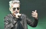 Ligabue operato alle corde vocali, intervento riuscito